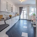 Alexis * Bratislava